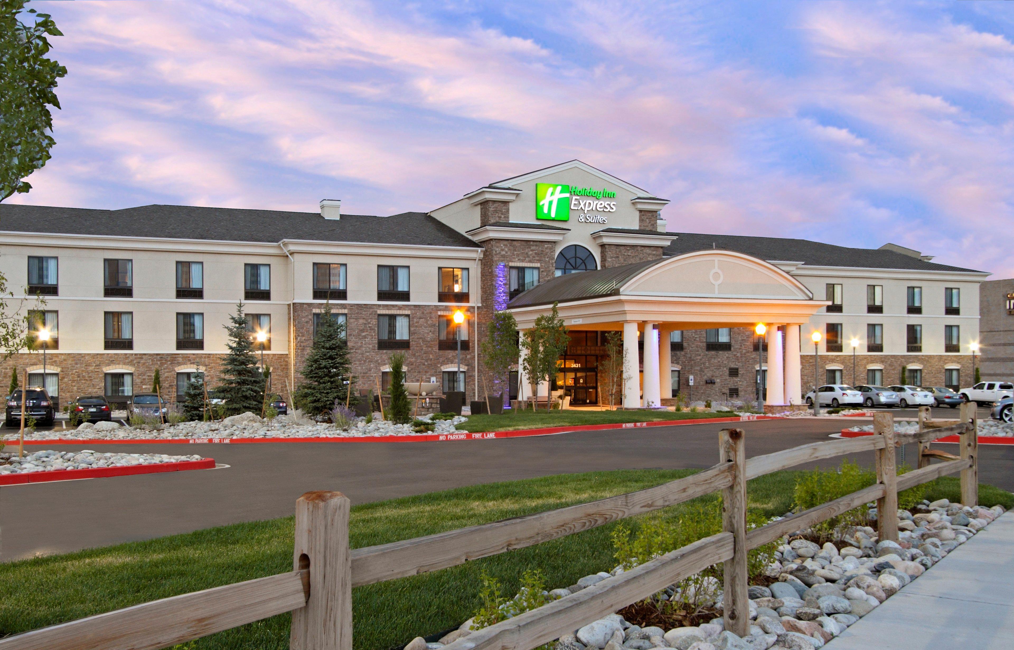 Holiday Inn Express - Colorado Springs - First & Main, An Ihg Hotel Exterior photo