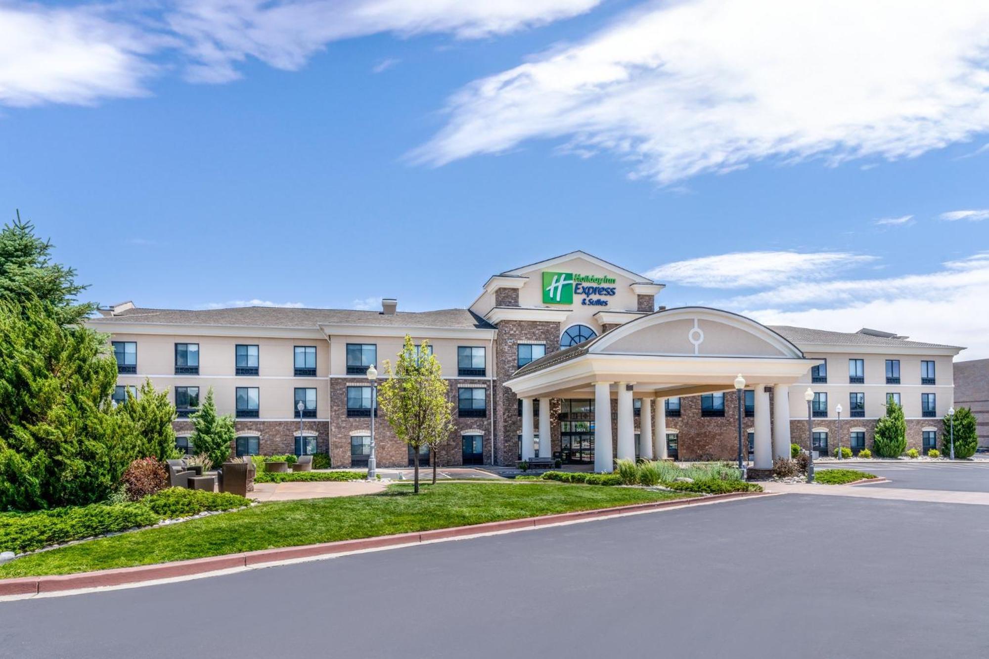 Holiday Inn Express - Colorado Springs - First & Main, An Ihg Hotel Exterior photo